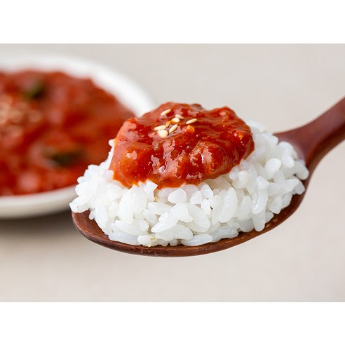 HACCP 인증을 획득한 바담바담 순살 양념게장으로 칼칼한 감칠맛과 탱글탱글한 꽃게살 식감을 간편하게 즐기세요.
