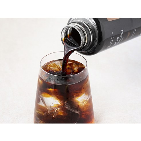 편리하고 향기로운 카페인 없는 커피