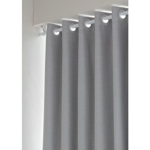 메리그라운드 암막 커튼으로 완성하는 포근하고 아늑한 겨울 공간