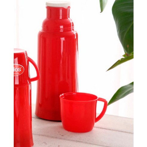 세련되고 내구성 있는 헬리오스 엘레강스 보온병으로 음료를 스타일리시하게 보관하세요!