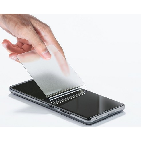 신지모루의 스크래치 복원 고광택 코팅 풀커버 휴대폰 액정보호필름