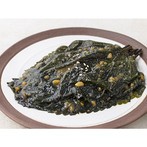 깊은 풍미로 잃어버린 입맛을 되찾아줄 된장깻잎 무침