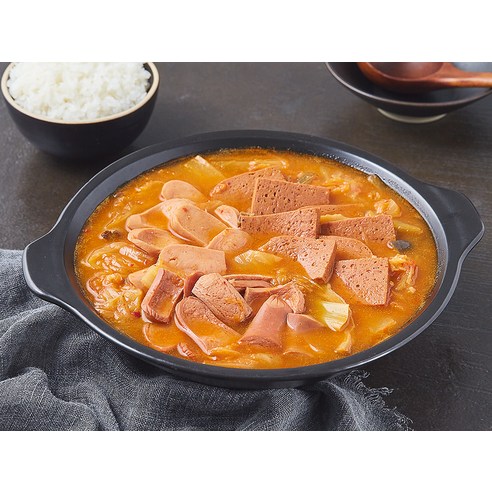 편리하고 맛있는 냉동 부대찌개