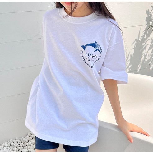 여름철을 위한 편안하고 세련된 여아용 티셔츠