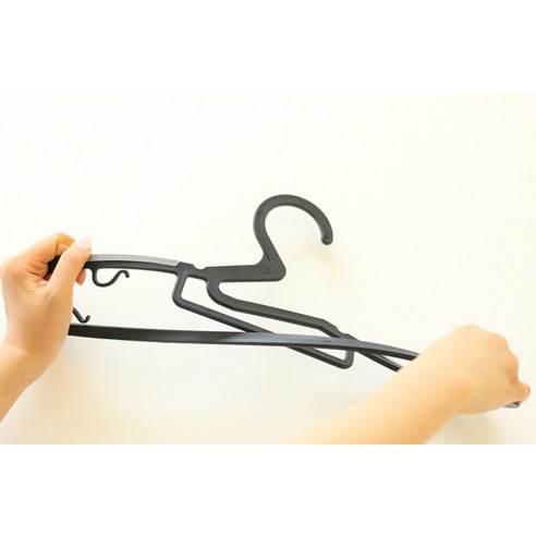효율적인 의류 관리를 위한 완벽한 옷걸이
