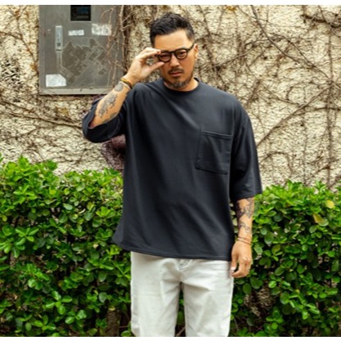 편안하고 세련된 여름 필수품