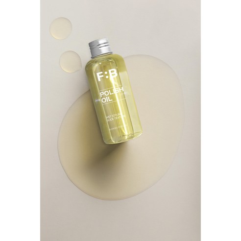 빛나는 머릿결, 포뷰트 웨트 폴리쉬 헤어오일로 완성하세요.