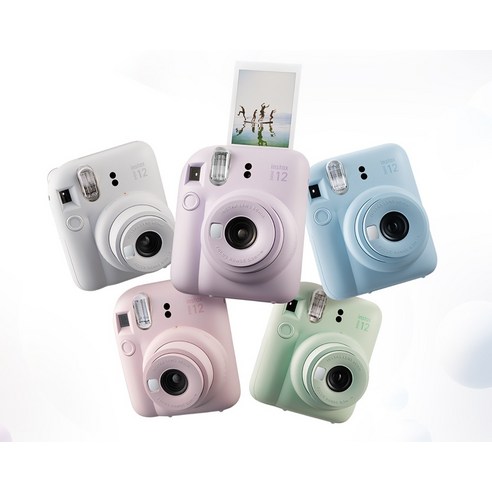 Fujifilm Instax Mini 12: 추억을 포착하고 사랑하는 사람들과 공유하는 데 이상적인 즉석 카메라
