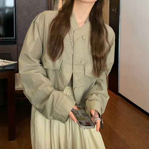 女裝  時尚  服裝  外套  休閒  襖  成年女人  女裝  女人  休閒