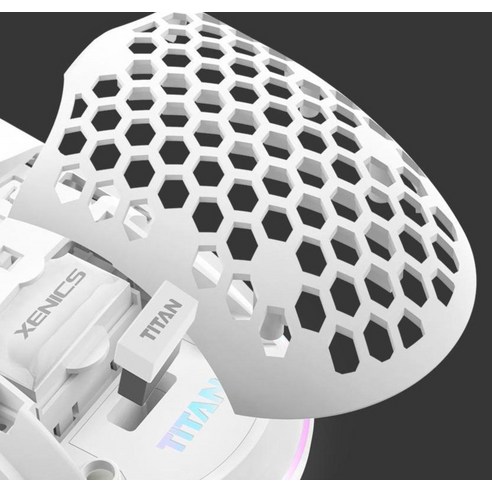 제닉스 타공 무선 게이밍마우스 TITAN GM AIR WIRELESS는 뛰어난 성능과 신선한 디자인으로 인기를 끌고 있습니다.