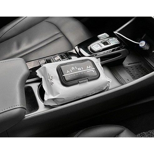 강력한 세정력과 얼룩 없는 세척 효과를 제공하는 차량용 세정 티슈