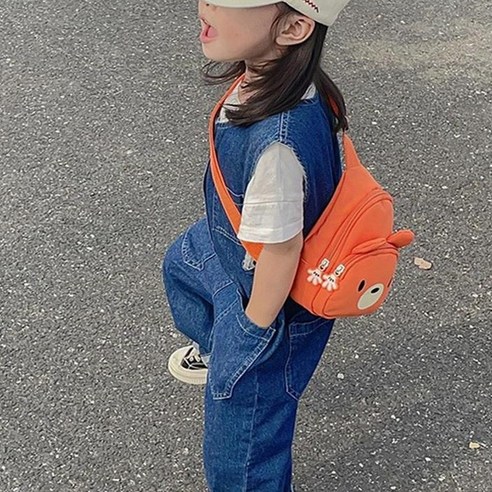 사랑스러운 곰돌이와 함께하는 안전하고 편리한 외출