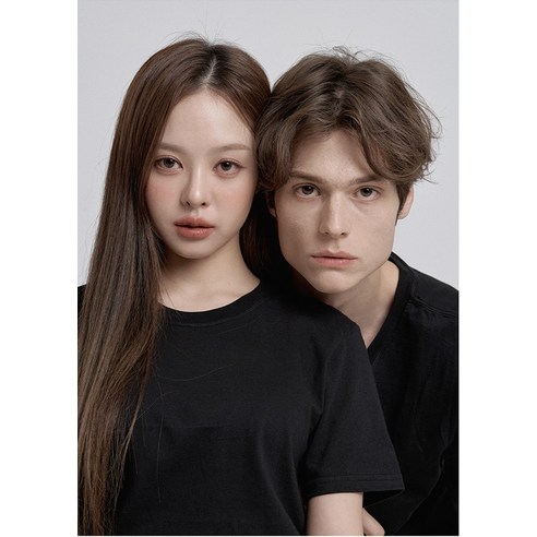 편안한 착용감과 다양한 코디에 활용하기 좋은 티셔츠