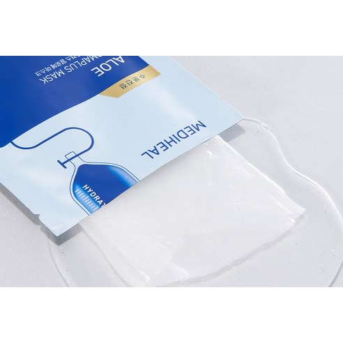 피부 진정과 보습을 위한 필수템: 메디힐 더마플러스 알로에 마스크