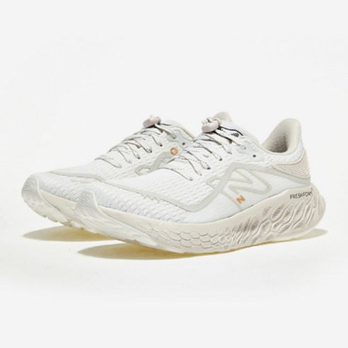 편안하고 성능 좋은 뉴발란스 1080 운동화