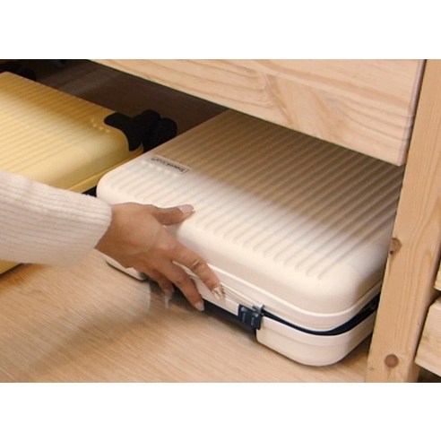 공간 활용과 편리함을 극대화한 혁신적인 트래블기어 폴더블 기내용 캐리어