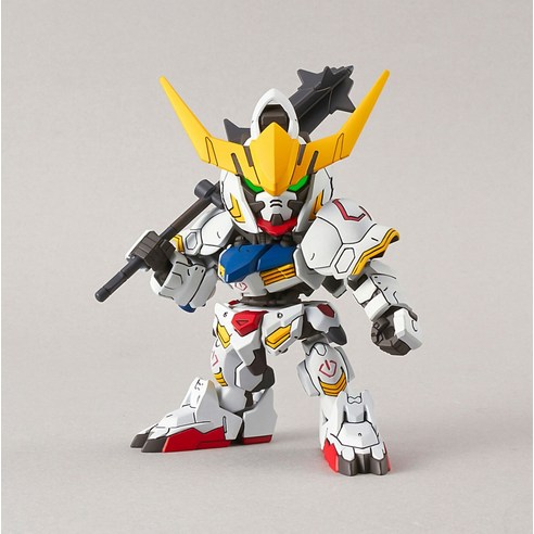 SD 건담의 매력을 느껴보세요!