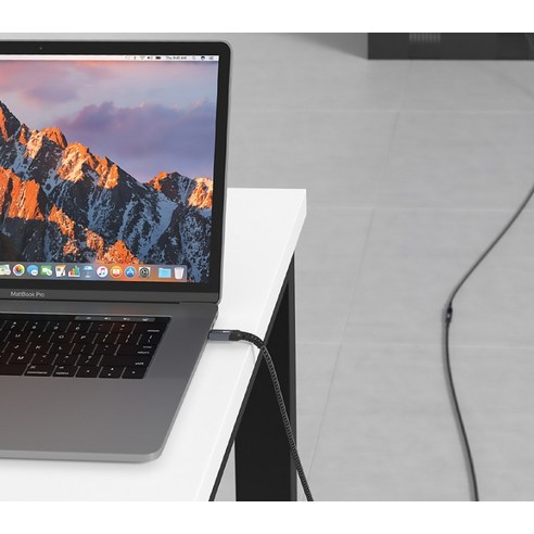 코드웨이 C타입 연장 케이블로 좁은 공간에서도 쾌적한 작업 환경을!