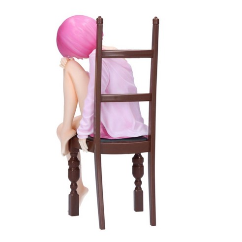 새로운 색으로 피어나는 람의 매력, 릴렉스 타임 피규어로 만나보세요.