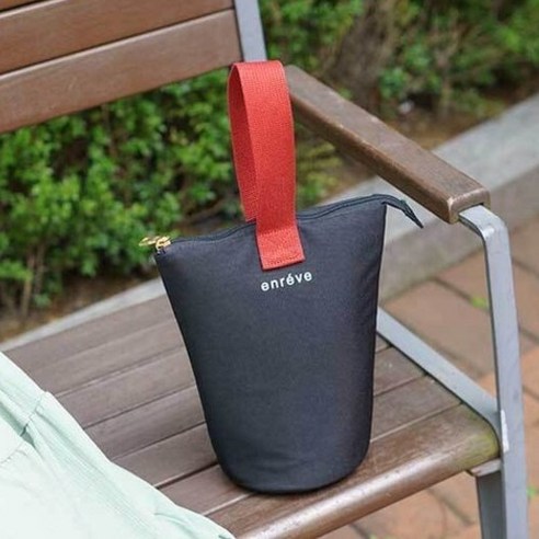 디자인과 실용성을 모두 잡은 앙레베 미니 버킷 보냉백, 일상에 편리함을 더하다.