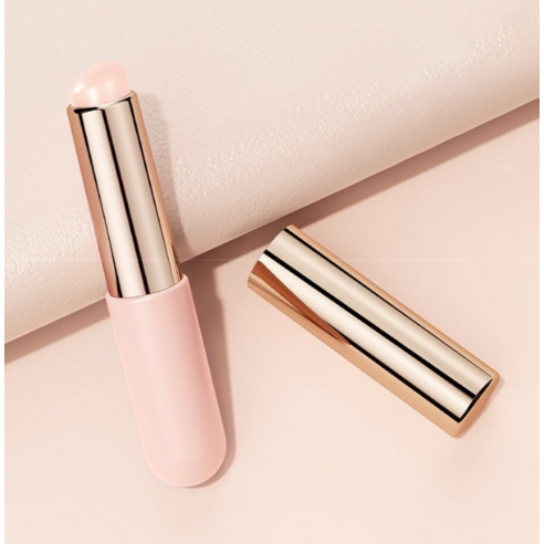 자연스럽고 세련된 누디 립 메이크업의 완성