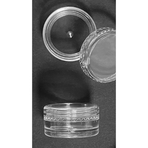 섬세한 아름다움을 담아내는 작은 공간, 다크니스 크림 공용기