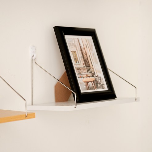 공간에 감성을 더하는 리빙공감 우드 벽걸이 선반