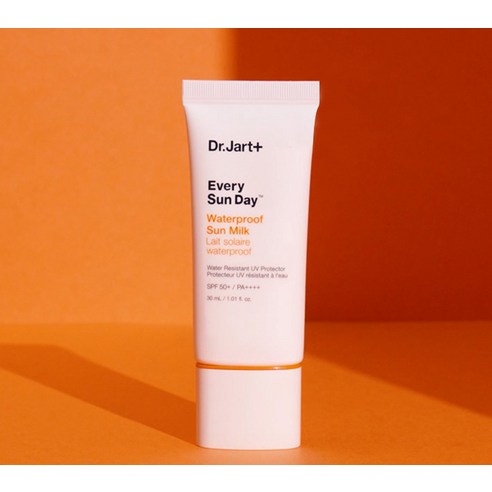 끈적임 없이 산뜻하게! 닥터자르트 선 밀크로 자외선 걱정 끝!
