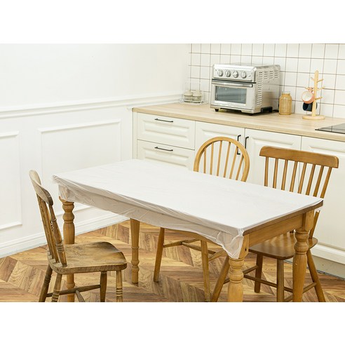 밥상 엎을 걱정은 이제 그만! 깔끔함을 책임지는 탐사 비닐 식탁보