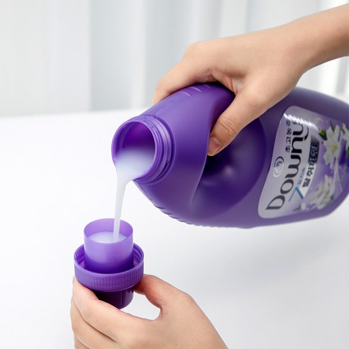 상쾌한 향기로 매일이 특별해지는 다우니