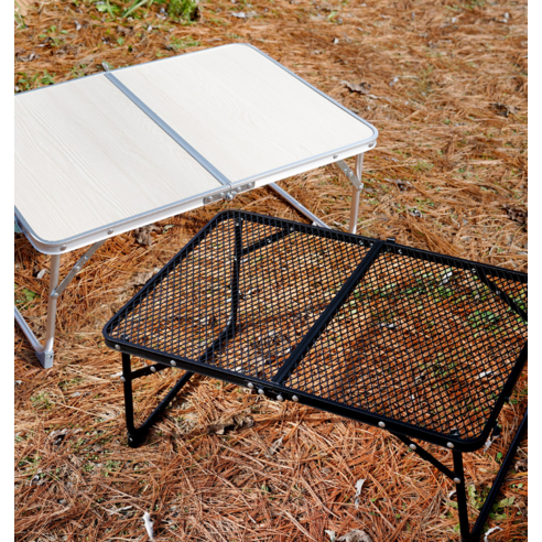 캠핑의 편안함을 업그레이드하는 스피엘 미니 캠핑 테이블