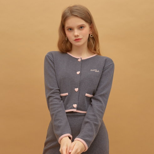 [셀럽 착용] 하트클럽 여성용 Heart Coloration Button Top