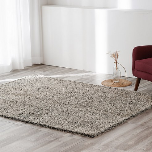 포근함과 스타일을 동시에 담은 고급 샤기 카페트