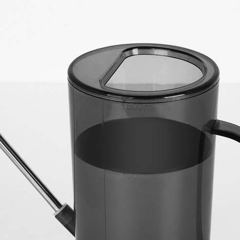 코멧 물조리개로 섬세하고 간편하게, 식물 물주기 끝!