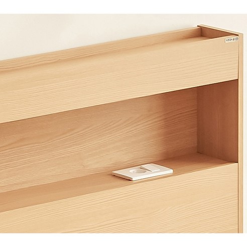 좁은 방을 넓게 쓰는 마법, 동서가구 이즈 카이 LED 수납침대