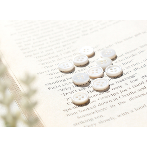 해피베어스 자개 단추로 당신의 작품에 고급스러운 마침표를 찍으세요!