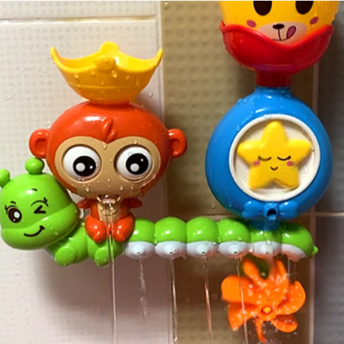 즐거운 목욕 시간을 선물하는 마법, 애벌레 빙글 물 목욕놀이 완구