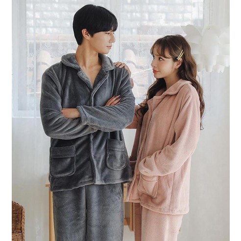 부드러운 밍크 소재로 편안하고 따뜻한 겨울 수면을 위한 글램공감 허그미 카라 밍크 잠옷