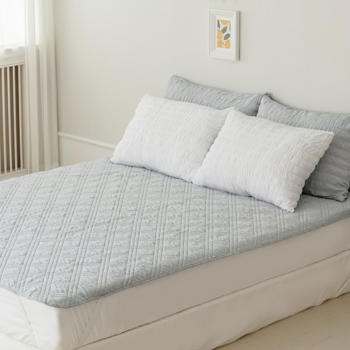 床上用品 墊 深度睡眠 睡眠 良好的睡眠 深度睡眠 就寢時間 睡在地板上 墊 墊