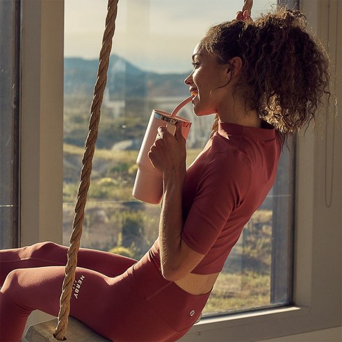 일상에 스며드는 완벽한 동반자, 하이드로플라스크 올어라운드 트래블 텀블러