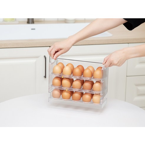 신선한 계란을 최적의 조건에서 보관하고 부엌 공간을 극대화하는 코멧 키친 3단 계란 트레이 보관함