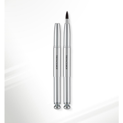 더페이스샵 원터치 립 브러쉬로 쉽고 완벽한 립 메이크업을 완성하세요!