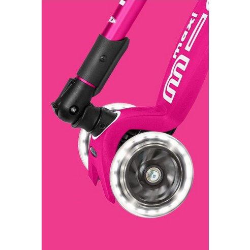 맥시T 폴더블 디럭스 LED: 안전과 즐거움을 더한 우리 아이 첫 킥보드