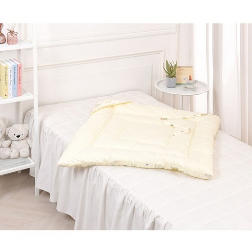 포근한 동물 친구와 함께하는 아기의 달콤한 꿈나라 여행