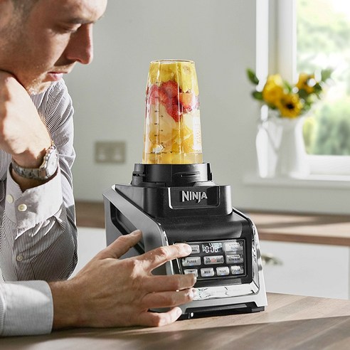 건강한 생활방식을 위한 필수품: 닌자 AUTO-IQ 초고속 블렌더