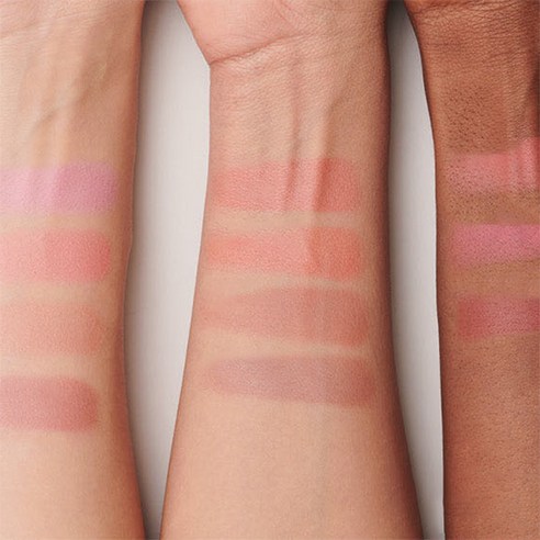 촉촉 탱글, 맑은 수채화 발색! 맥 글로우 플레이 쿠션 블러쉬로 생기 넘치는 피부 완성!