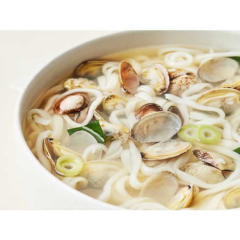 퇴근 후 10분, 든든한 바지락 칼국수 한 그릇!