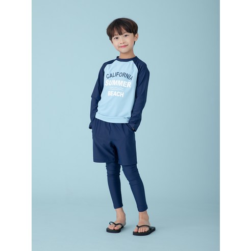 해변에서 안전하고 스타일리시하게 즐기기 위한 롤리트리 래쉬가드 상하의 썬캡 세트