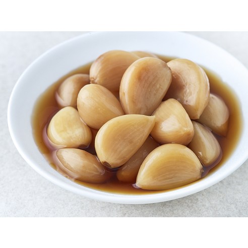 귀찮은 마늘 손질 없이 밥상에 풍성함을 더하는 알마늘 장아찌!