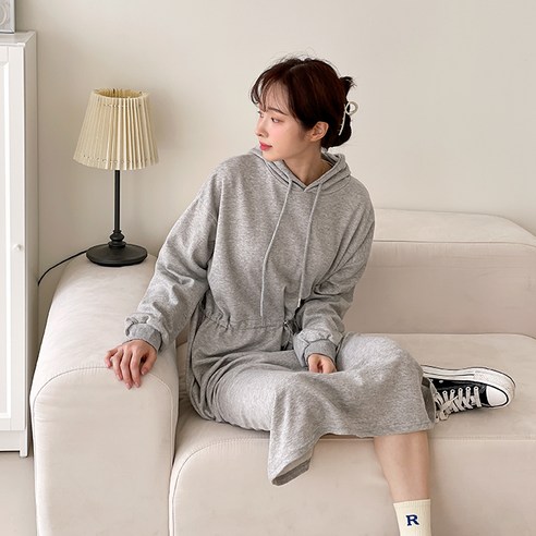 편안함과 스타일을 결합한 여성용 필수 아이템